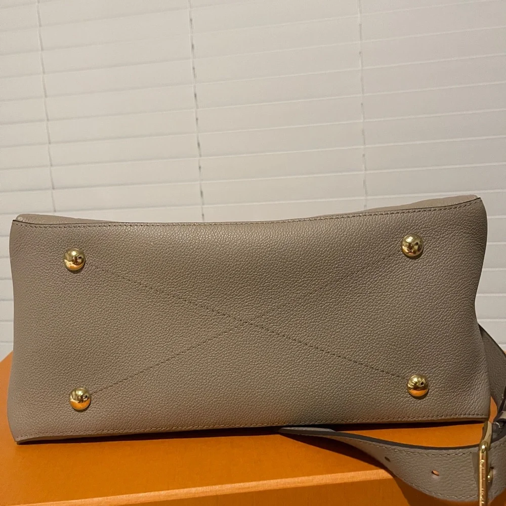 Maida hobo - Picture 2 of 16